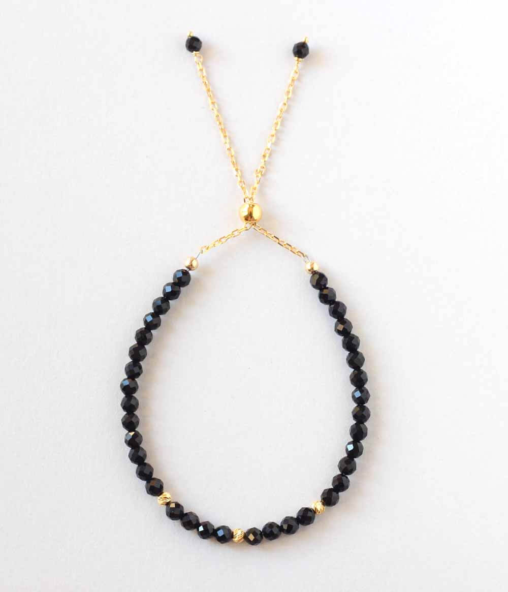 black onyx claspless bracelet