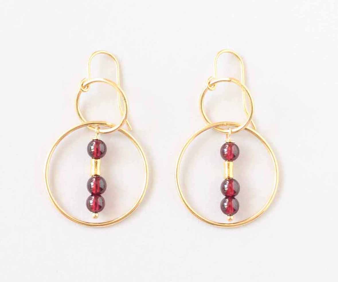 garnet gold hoops earrings ILgemstones new2