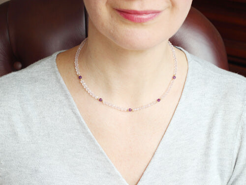 rose quartz delicate necklace model