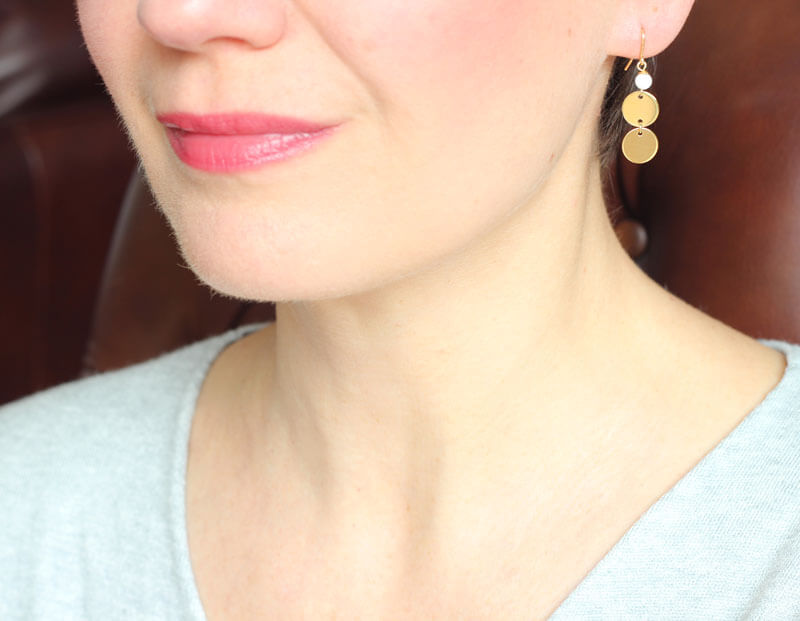 Tridacna Disc Earrings model