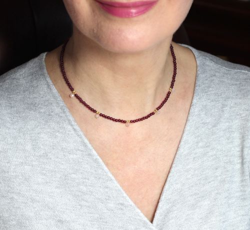 garnet rose quartz necklace model