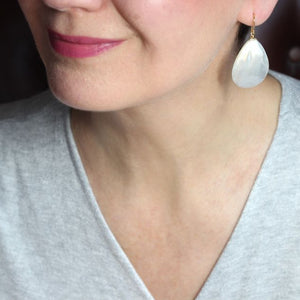 Mother of Pearl teardrop earrings model