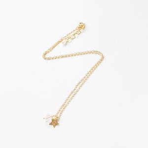 personalised necklace rose quartz gold