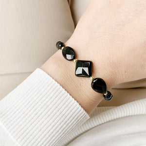 black onyx bracelet model