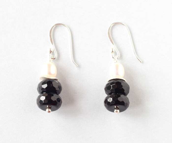 black onyx pearl earrings